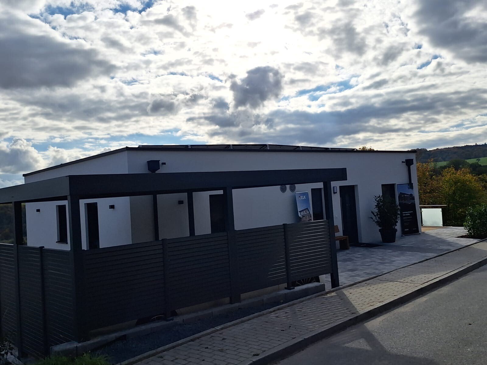 Einzigartiger Bungalow mit Penthouse - Charakter und einer unverbaubaren Fernsicht 