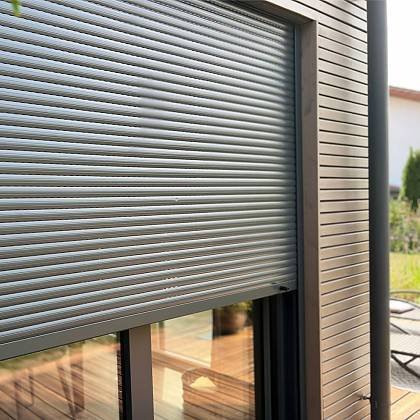 Aluminium-Rollläden mit E-Antrieb Aluminium-Rollläden mit E-Antrieb