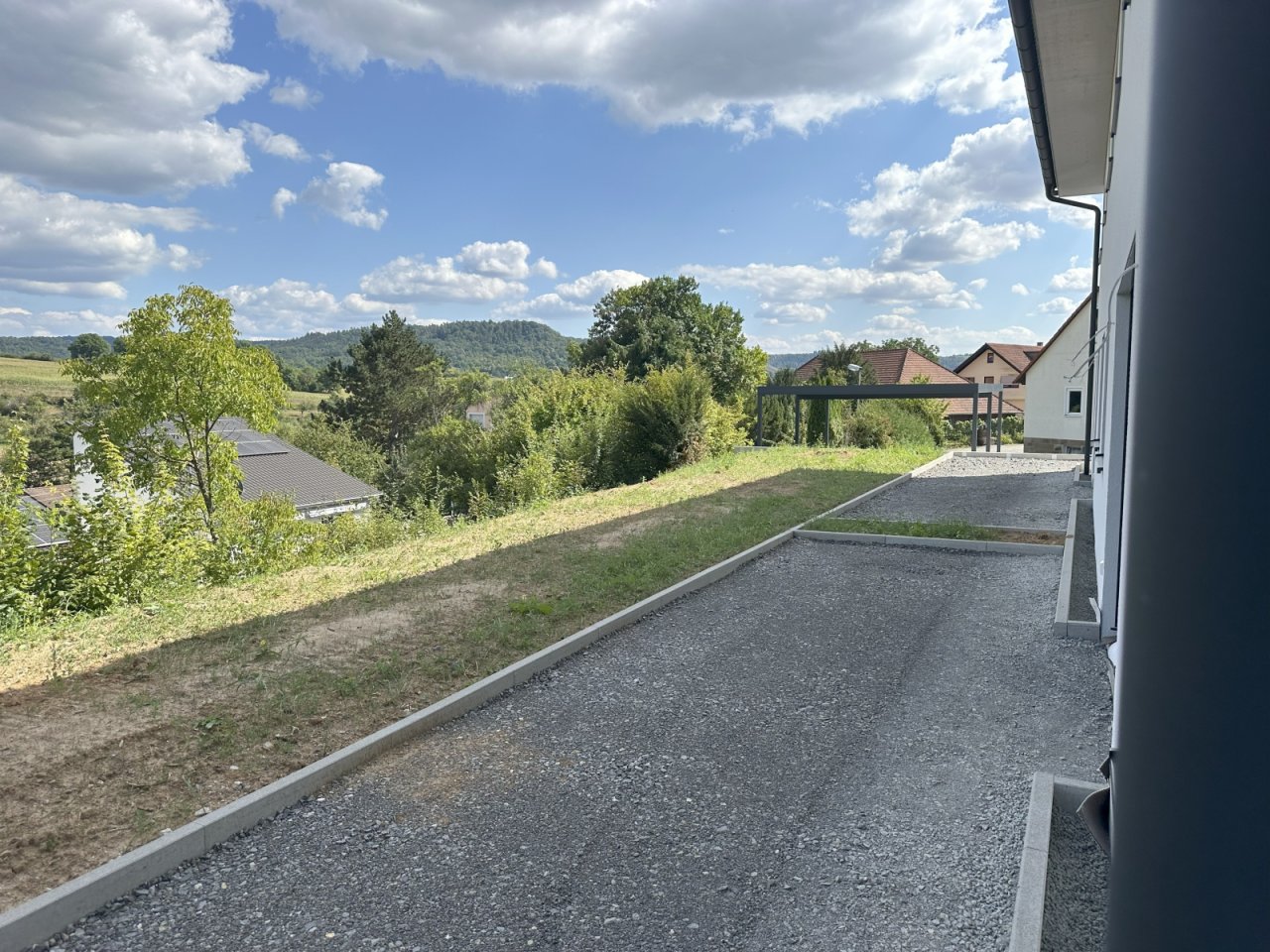 von hinten Terrasse von hinten Terrasse